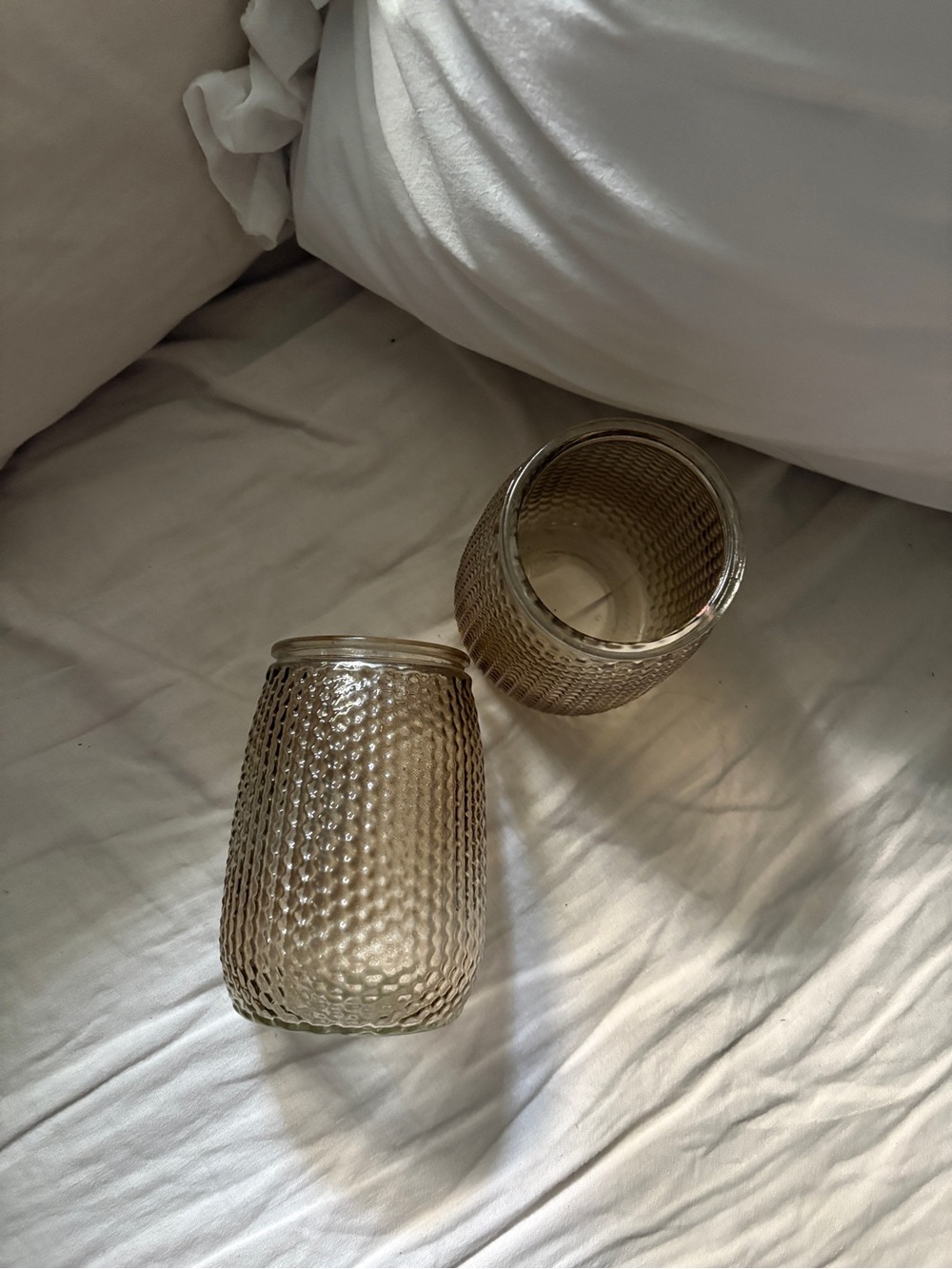 Honeycomb vases set of 2 - Picture 3 of 5